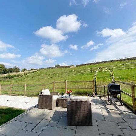 Luxury Detached Peak District Stone Barn - Dog Friendly Villa Hazelwood Buitenkant foto